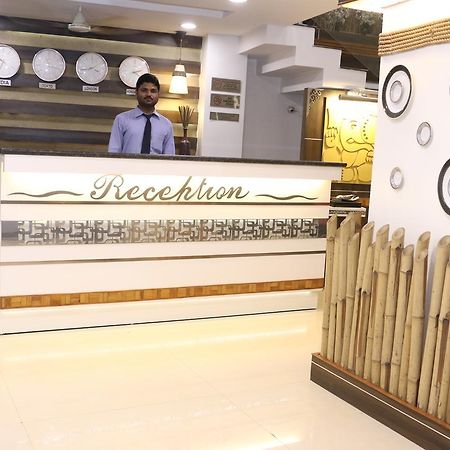Hotel Shalimar Deluxe Bhopal Zewnętrze zdjęcie