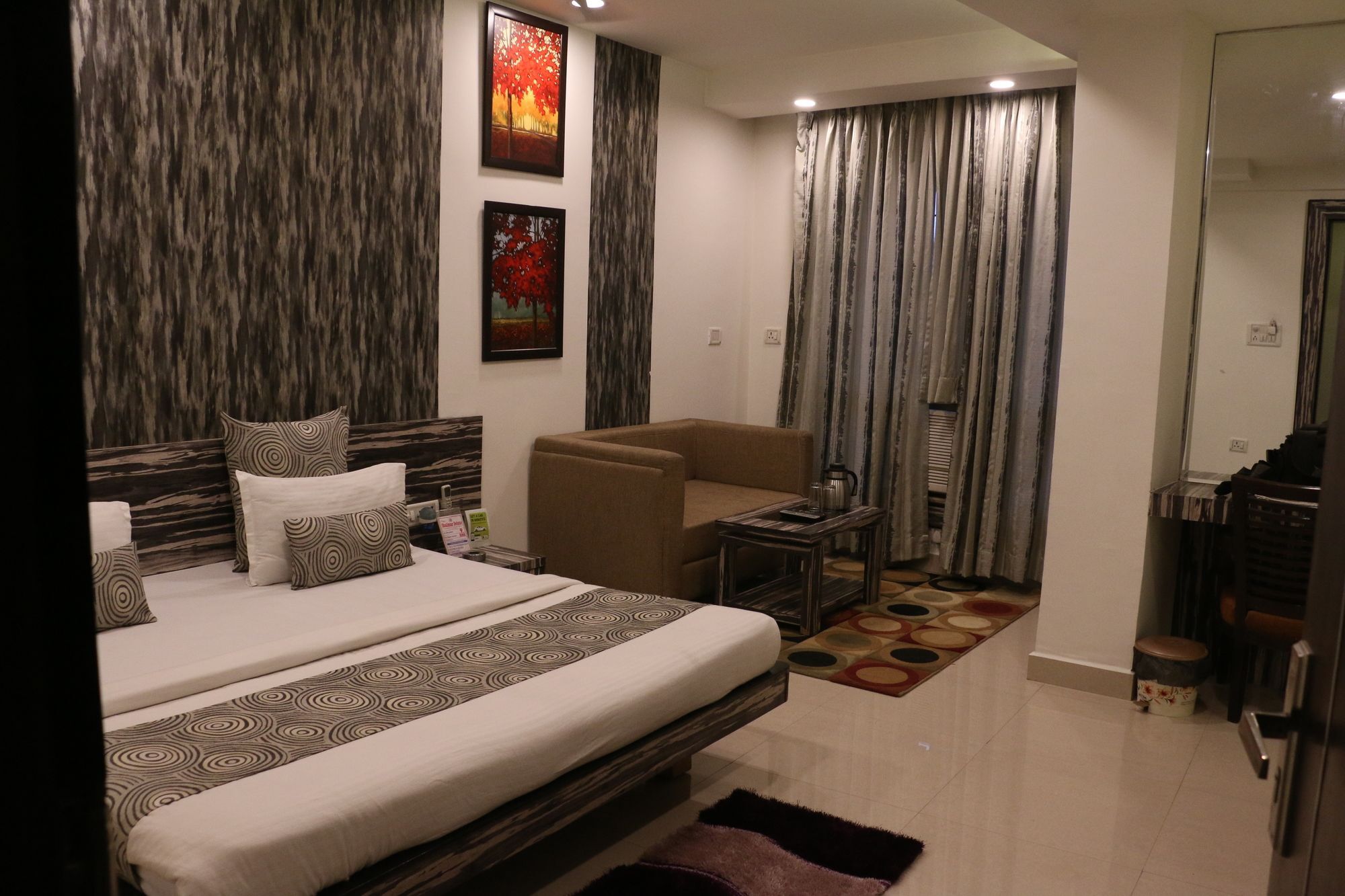 Hotel Shalimar Deluxe Bhopal Zewnętrze zdjęcie